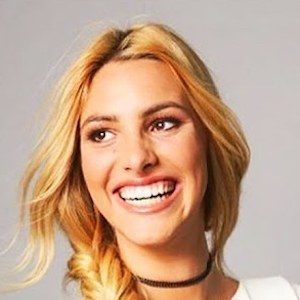 Lele Pons Headshot 8 of 9