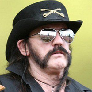 [Image: lemmy-kilmister-2.jpg]