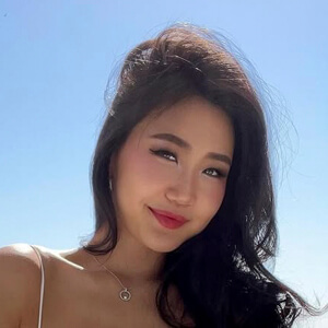 Lena Joo Headshot 6 of 6