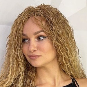 Lena niko_len at age 29