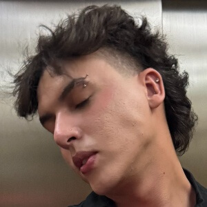 Leonardo Rubens Headshot 2 of 3