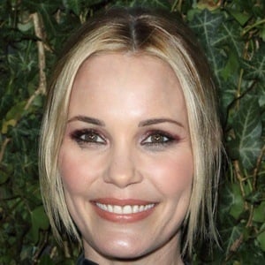 Leslie Bibb Headshot 8 of 9