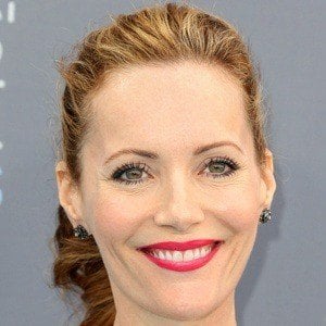 Leslie Mann - Age, Family, Bio