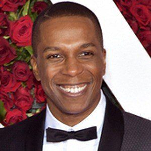 Leslie Odom Jr. Headshot 5 of 7