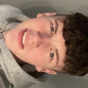 Lewis Booth - Age, Family, Bio | Famous Birthdays