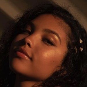 Lex Janell Headshot 8 of 10