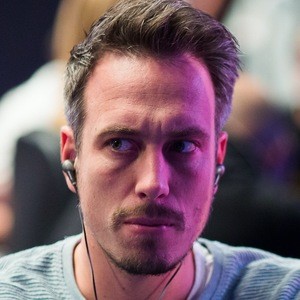 Lex Veldhuis Headshot 3 of 3