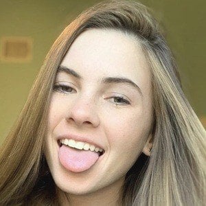 Lexi Smith (TikTok Star Born 2004) - Age, Family, Bio | Famous Birthdays