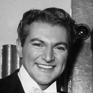 Liberace Headshot 4 of 5