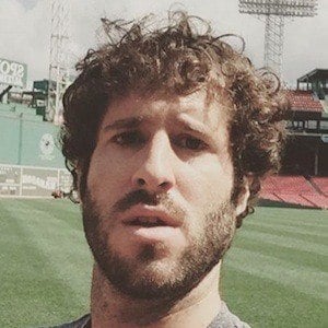 Lil Dicky Headshot 5 of 10