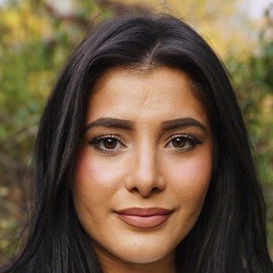 Lilliana Dee Headshot