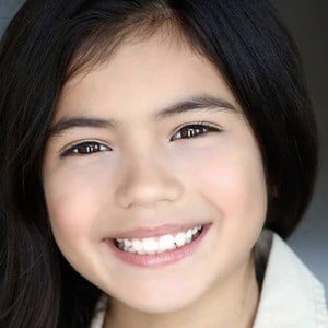 Lillianna Valenzuela Headshot 5 of 10