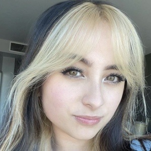 lilybelleuh at age 16
