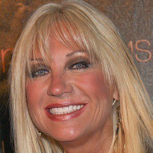 Linda Hogan - Bio, Family, Trivia | Famous Birthdays