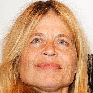 Linda Hamilton - Bio, Family, Trivia | Famous Birthdays