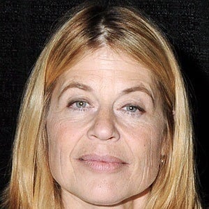 Linda Hamilton Headshot 3 of 5