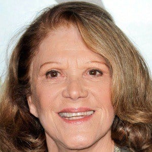 Linda Lavin Headshot 4 of 5