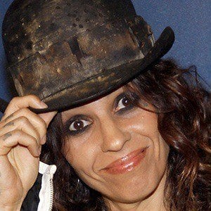 Linda Perry Headshot 4 of 10