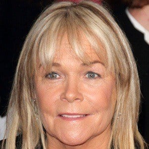 Linda Robson Headshot 2 of 5