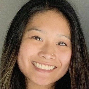Linda Tong Planners Headshot 6 of 10