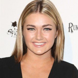 Lindsay Arnold - Bio, Family, Trivia | Famous Birthdays