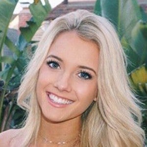 Lindsay Brewer Headshot 3 of 10