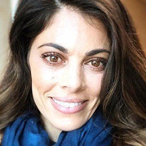 Lindsay Hartley Headshot 5 of 10