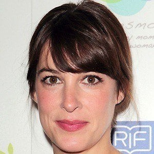 Lindsay Sloane - Bio, Family, Trivia | Famous Birthdays