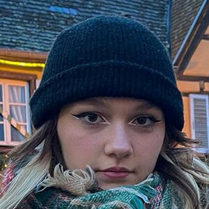 lindsayfaitlastar Headshot