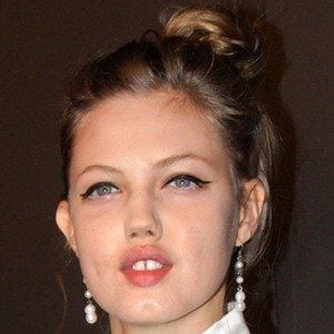 Lindsey Wixson Headshot 2 of 2