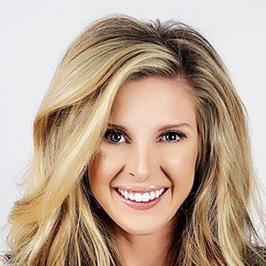 Lindsie Chrisley Headshot 3 of 10