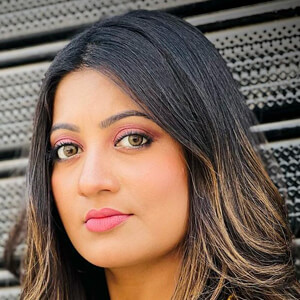 Lipsa Mishra Headshot 3 of 7