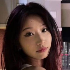 Lisa Lin at age 18