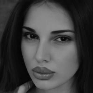 Lisa May Headshot 2 of 10