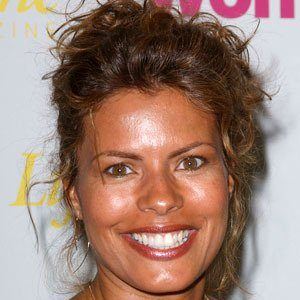 Lisa Vidal Headshot 9 of 10