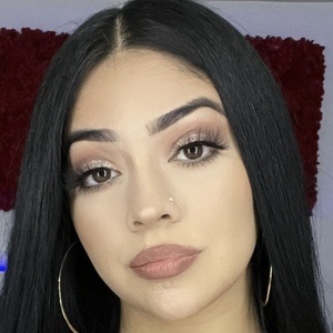 Yuli Torres - Age, Family, Bio | Famous Birthdays