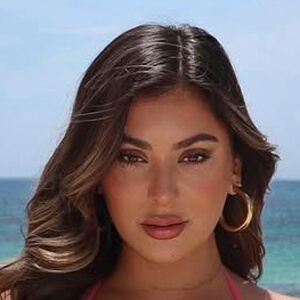 Liv Rahme Headshot 7 of 9
