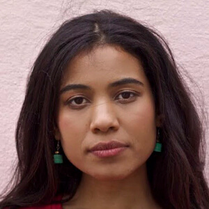 Liza Scholtz Headshot 3 of 6