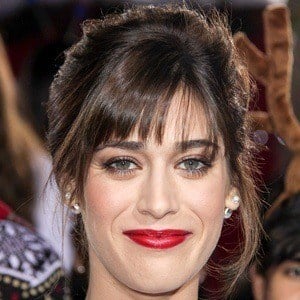 Lizzy Caplan at age 33