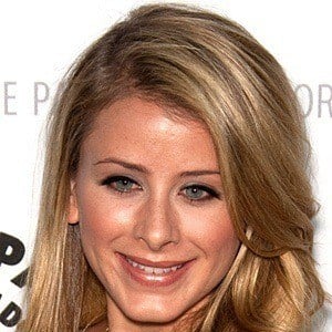 Lo Bosworth Headshot 10 of 10