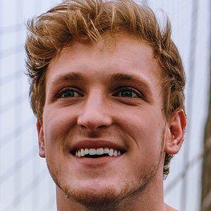 Logan Paul Headshot 5 of 10