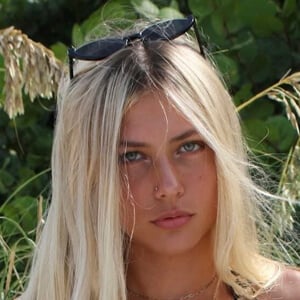 Lola Greiner Headshot 2 of 8