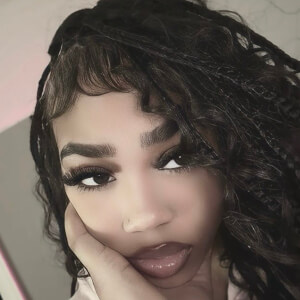 lorixasiaa Headshot 8 of 9