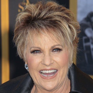 Lorna Luft Headshot 7 of 10