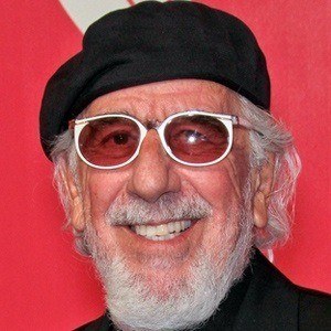 Lou Adler - Bio, Family, Trivia | Famous Birthdays