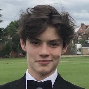 Louis Partridge - Bio, Facts, Family | Famous Birthdays