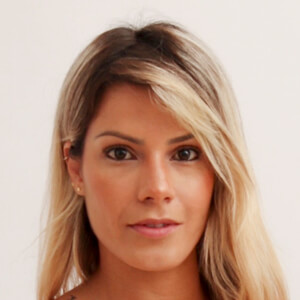 Luana Pinheiro Headshot 4 of 17