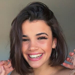 Luane Pizzo Headshot 2 of 6