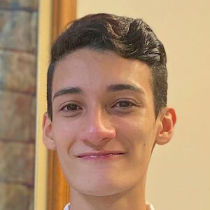 Lucas Paiva Headshot