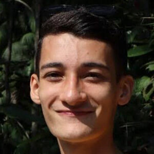 Lucas Paiva Headshot